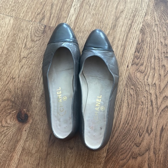 Chanel flats! Size 40 - Picture 4 of 4